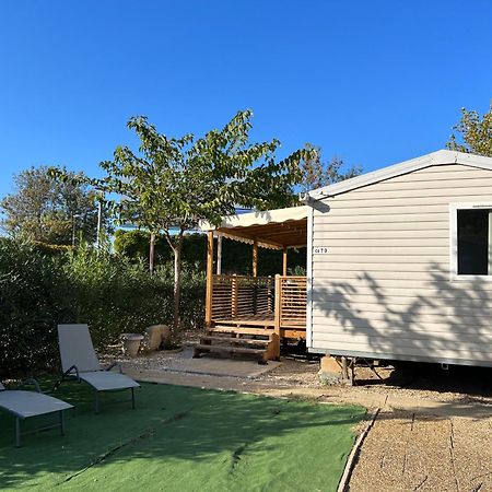 Mobilhome Vias Plage Dans Camping Exterior photo