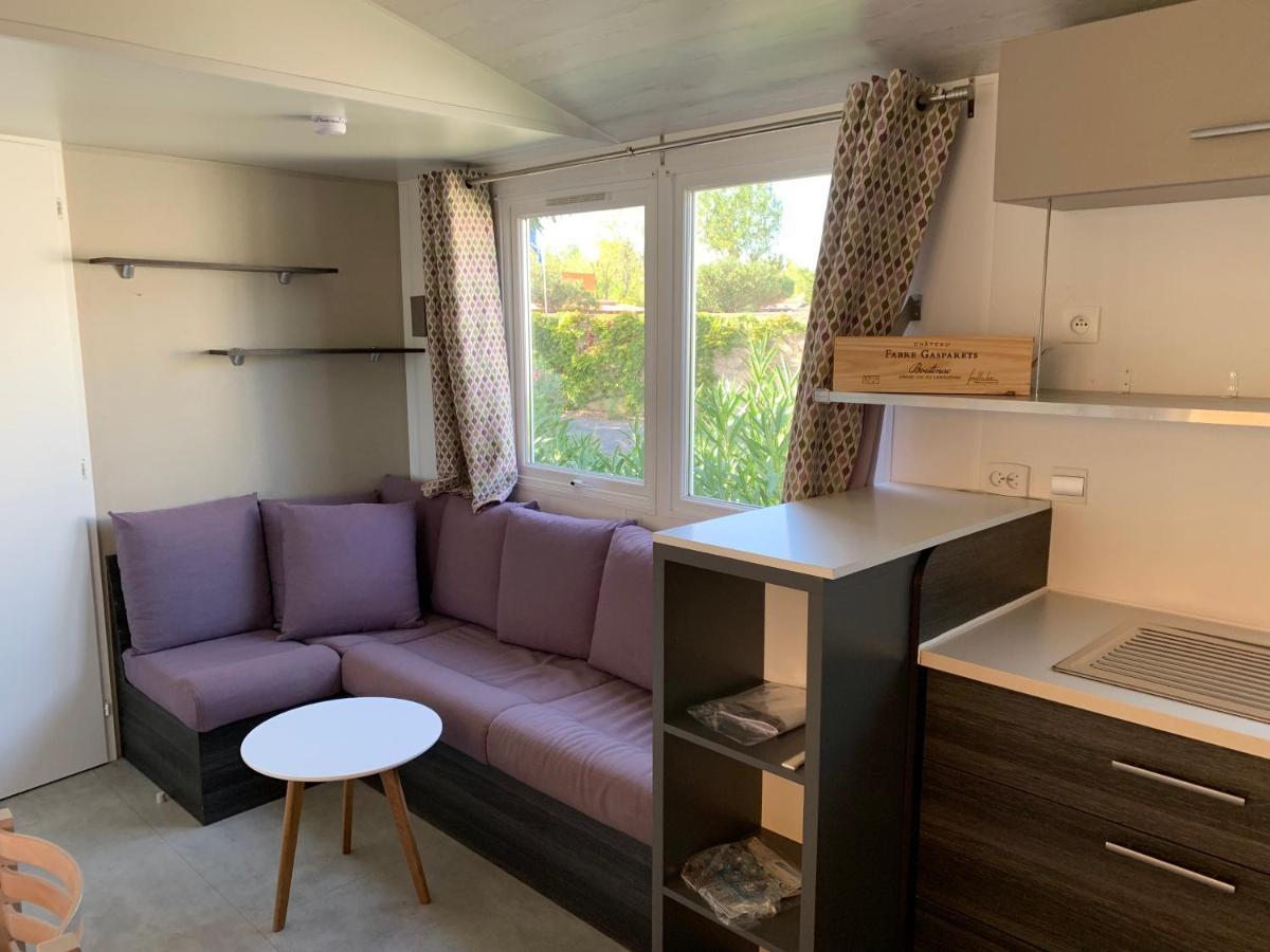 Mobilhome Vias Plage Dans Camping Exterior photo