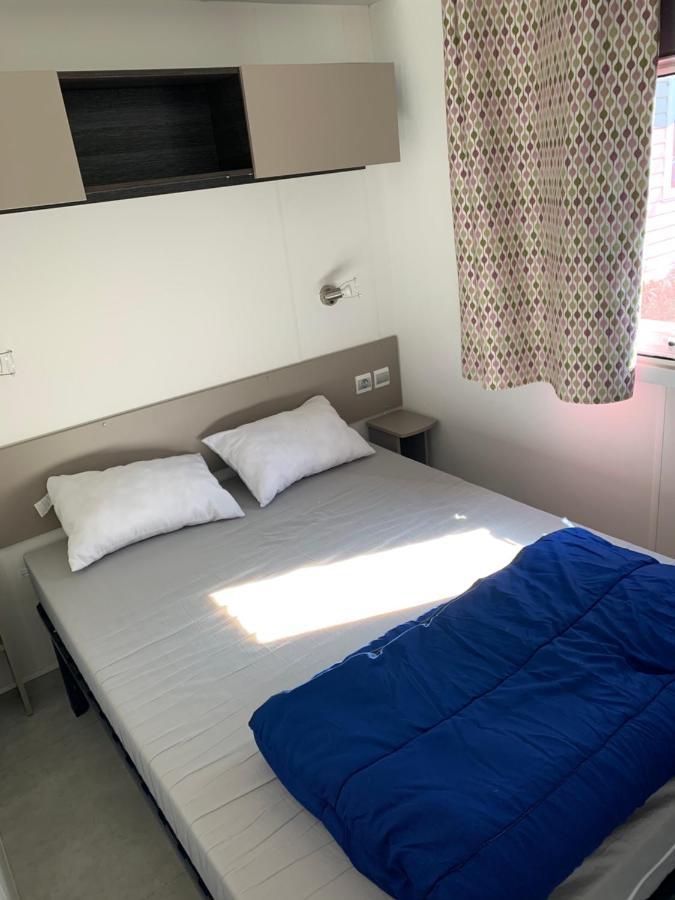 Mobilhome Vias Plage Dans Camping Exterior photo