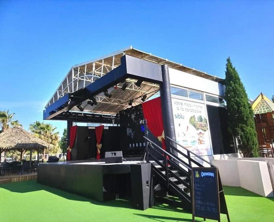 Mobilhome Vias Plage Dans Camping Exterior photo