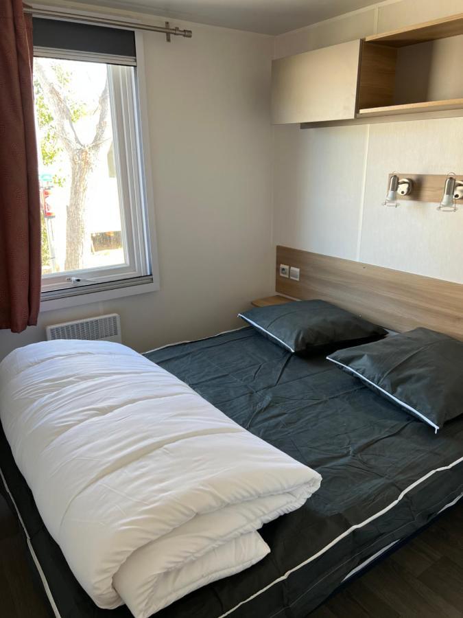Mobilhome Vias Plage Dans Camping Exterior photo