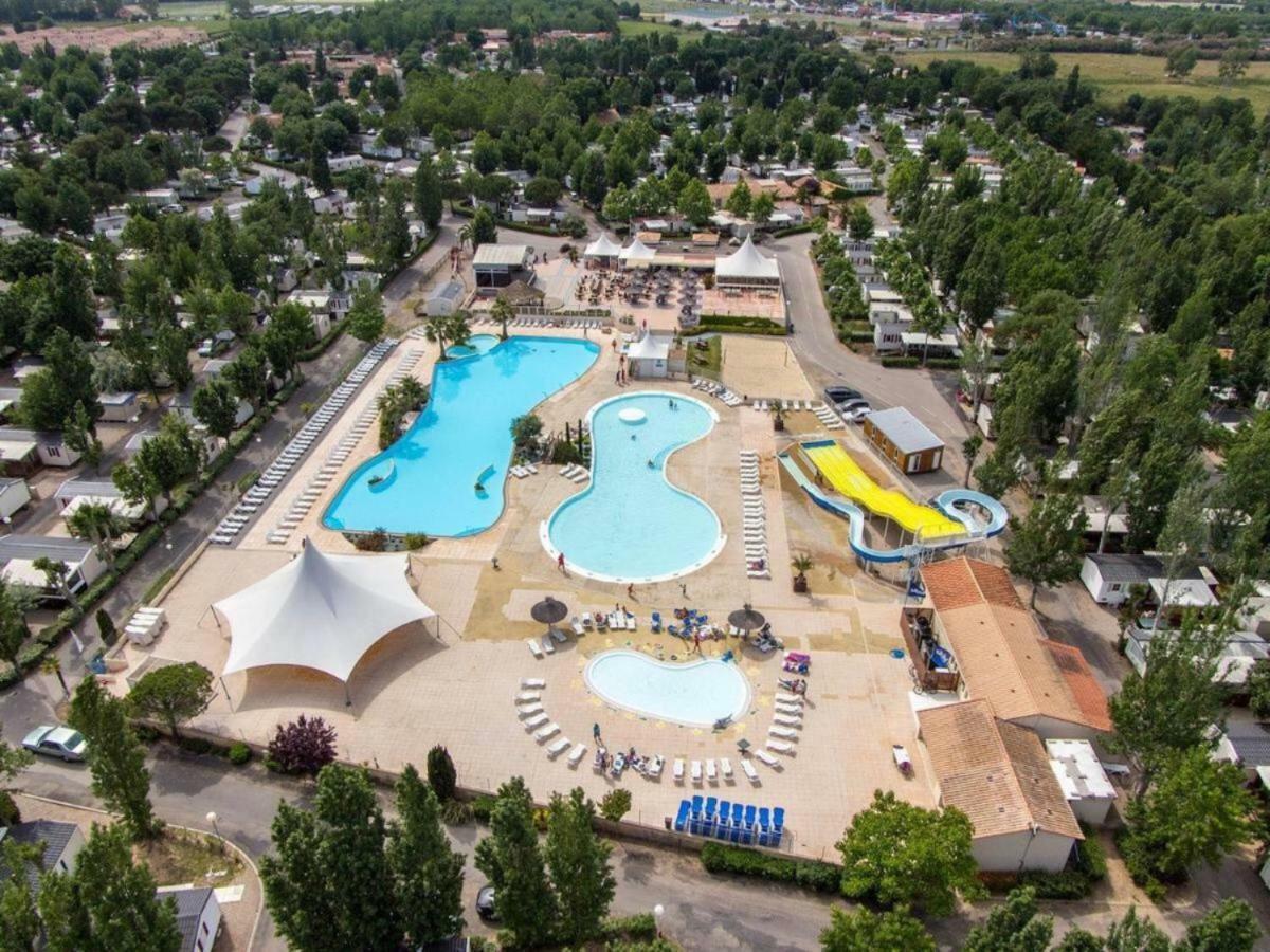 Mobilhome Vias Plage Dans Camping Exterior photo
